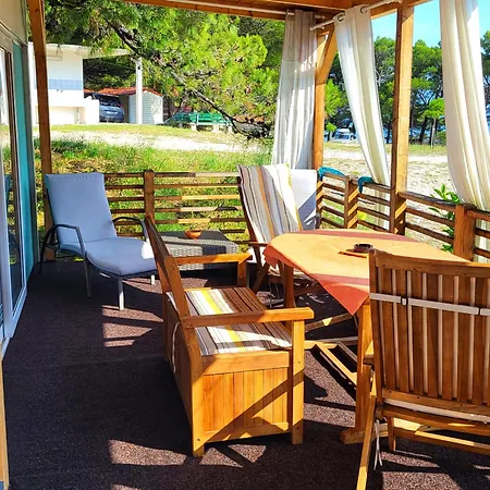 Mobile Homes Aurea Maris - Kamp Dole مكان تخييم 3*